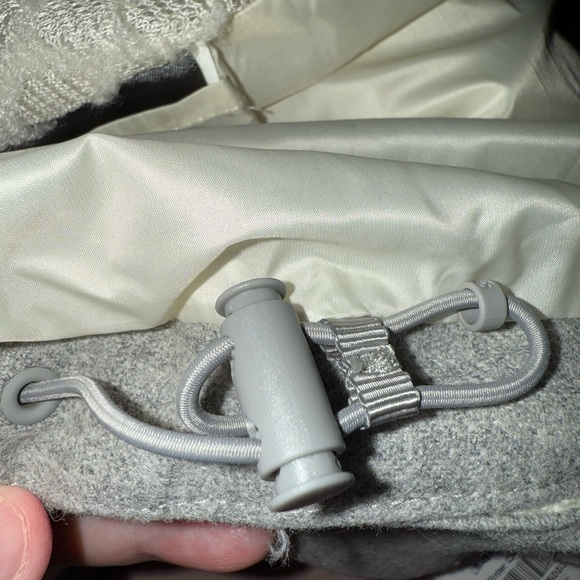 Lululemon Brand New Winter Chill Wool Jacket - Picture 14 of 16